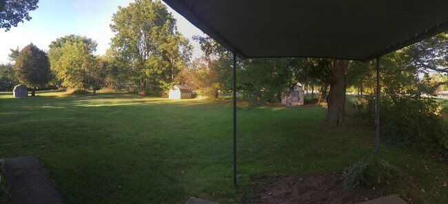 Foto del edificio - 515 Hillcrest Rd