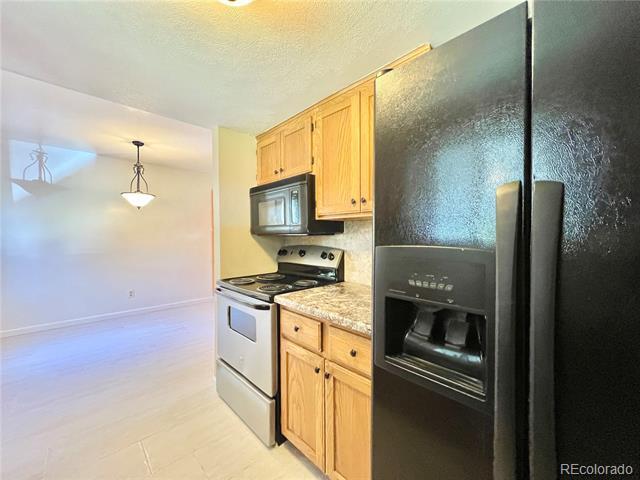 Building Photo - 10557 Quail St