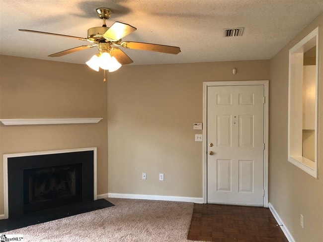 Building Photo - 602 Pelham Square Way