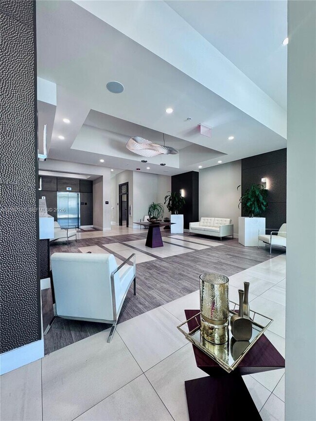 Foto del edificio - 7661 NW 107th Ave