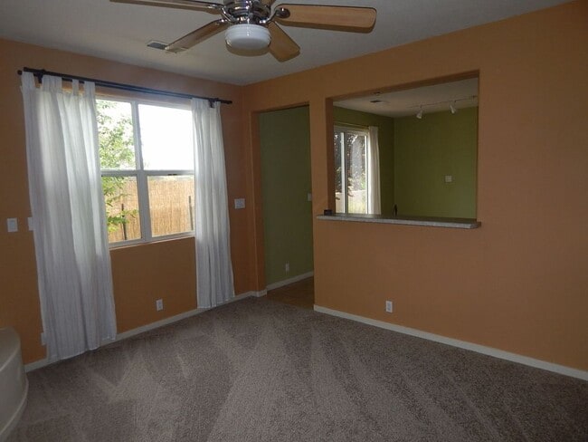 Building Photo - 3 Placita Lucinda