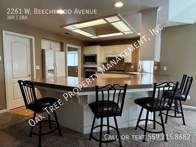 Building Photo - 2261 W Beechwood Ave