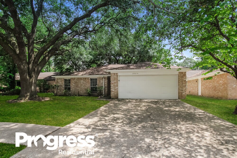 Foto principal - 24014 Spring Briar Ln
