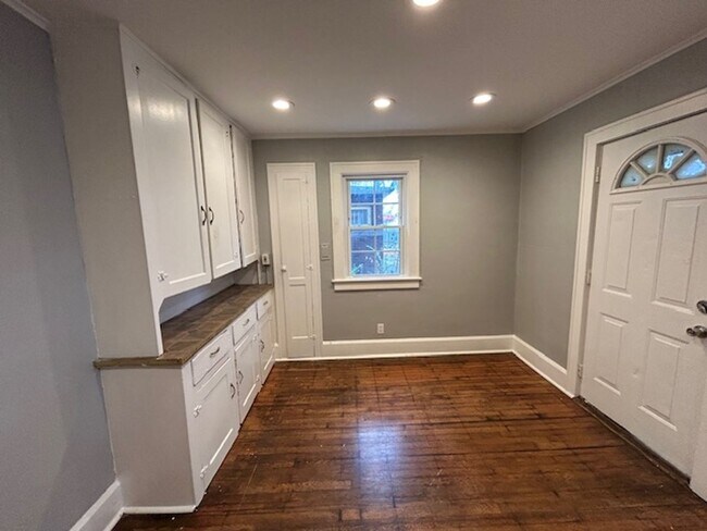 Foto del edificio - 3237-3237 Grove Ave