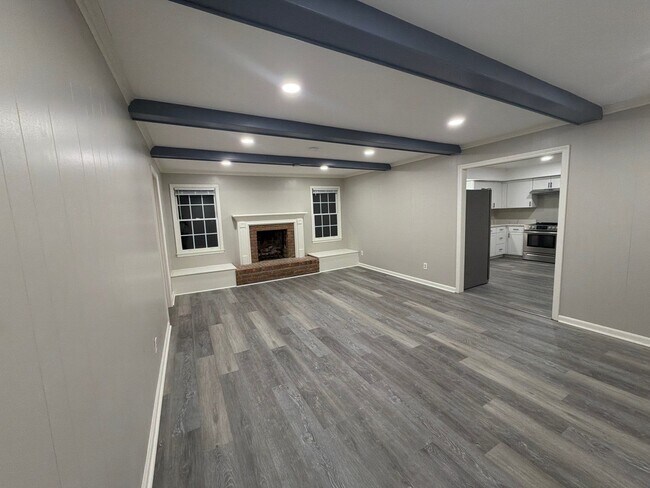 Foto del edificio - 4019 Piedmont Dr SE