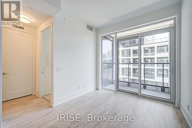 Building Photo - 115 Denison Ave