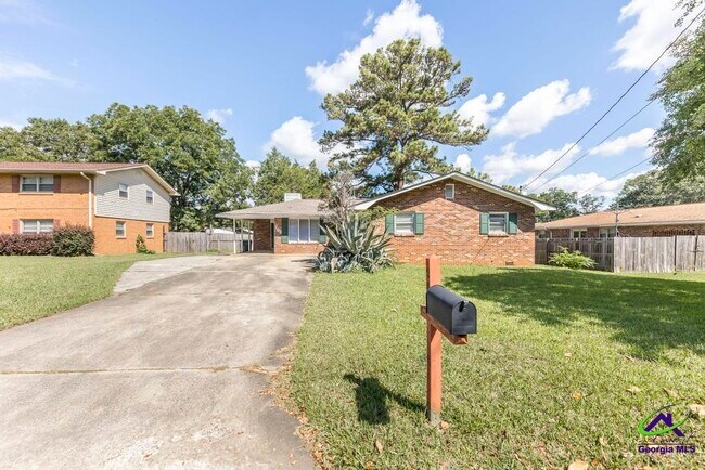 Foto del edificio - 203 Todd Cir