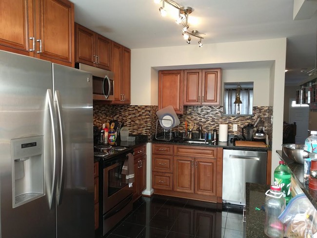 Foto del edificio - 1459 Bluemont Ct