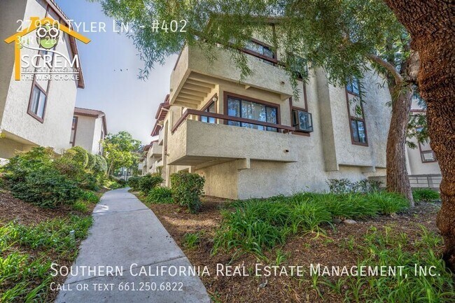 Foto del edificio - Three Bedroom Upper Condo in Canyon Oaks