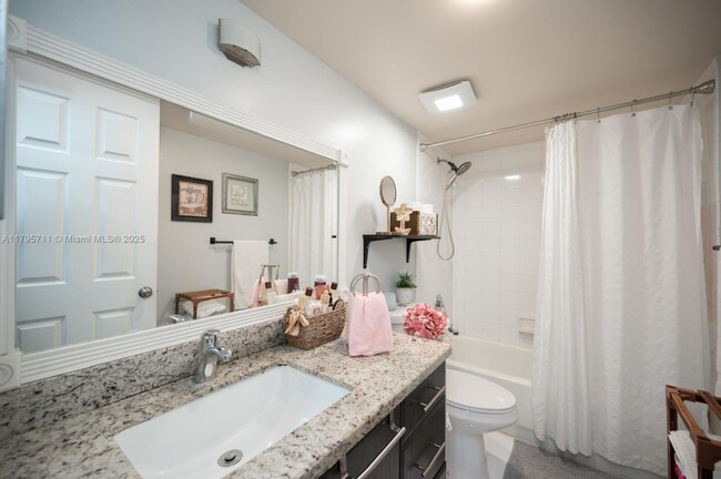 Foto del edificio - 11133 SW 8th St