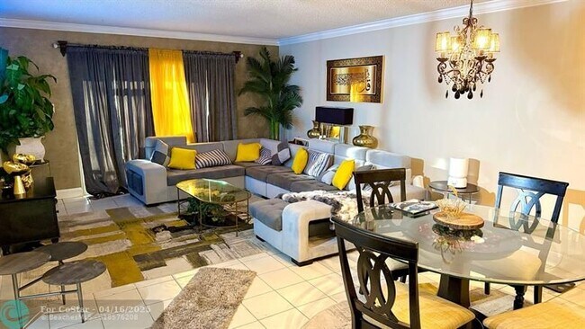 Foto del edificio - 2214 S Cypress Bend Dr
