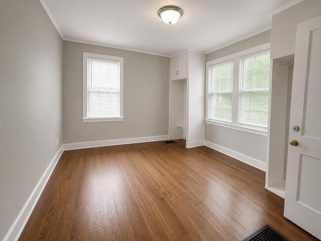 Foto del edificio - 3760 Kearney Ave