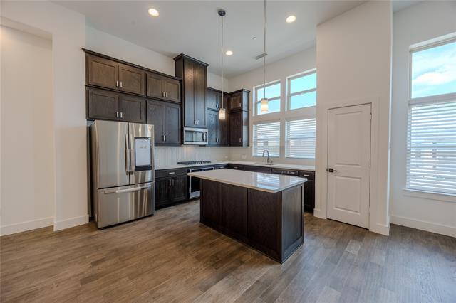 Building Photo - 2228 Southwick Dr