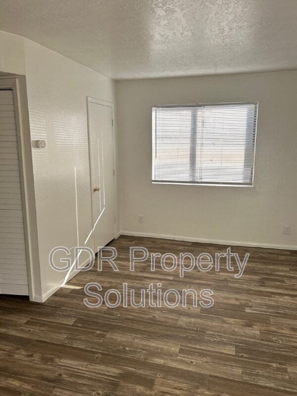 Building Photo - 3505 Tyson Pl NE