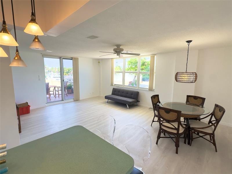 Primary Photo - 1 Las Olas Cir