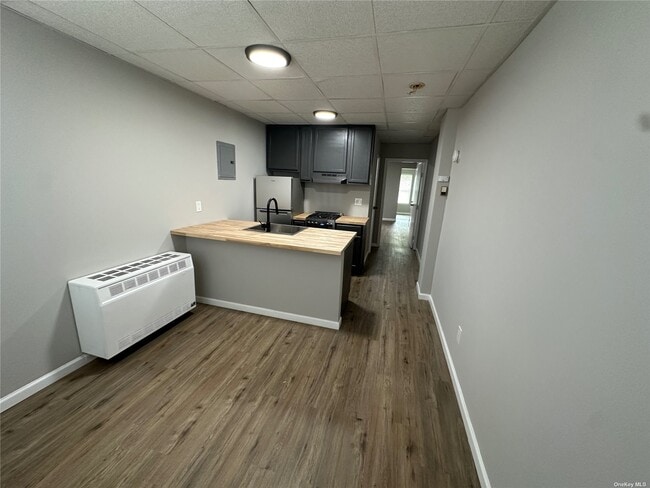 Building Photo - 611 Bedford Ave