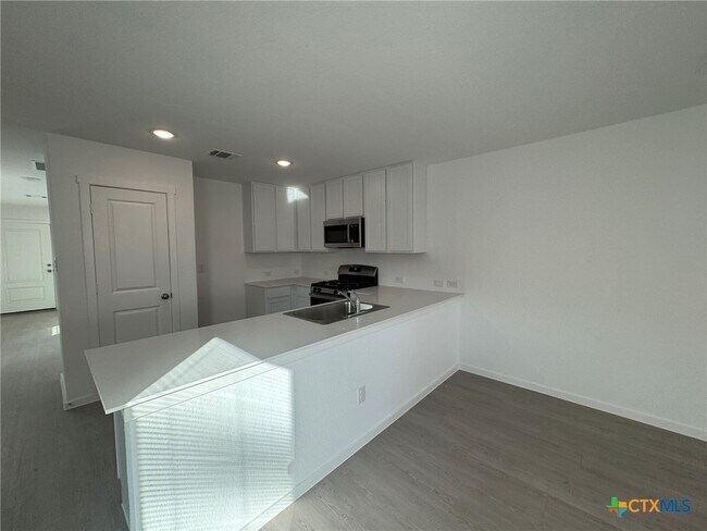 Foto del edificio - 3563 Prominence St