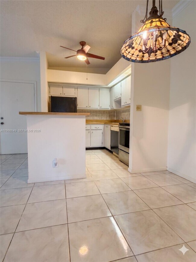 Foto del edificio - 15500 Lakes of Delray Blvd
