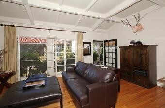 Primary Photo - 450 N Sycamore Ave