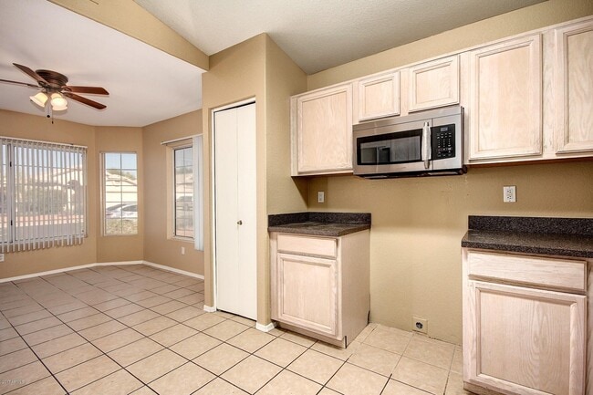 Building Photo - 9167 W Sandra Terrace