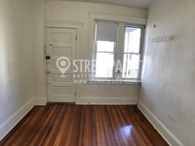 Foto del edificio - 1 bedroom in Boston MA 02134
