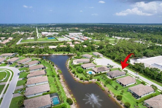 Foto del edificio - 3521 SW Blackberry Ln