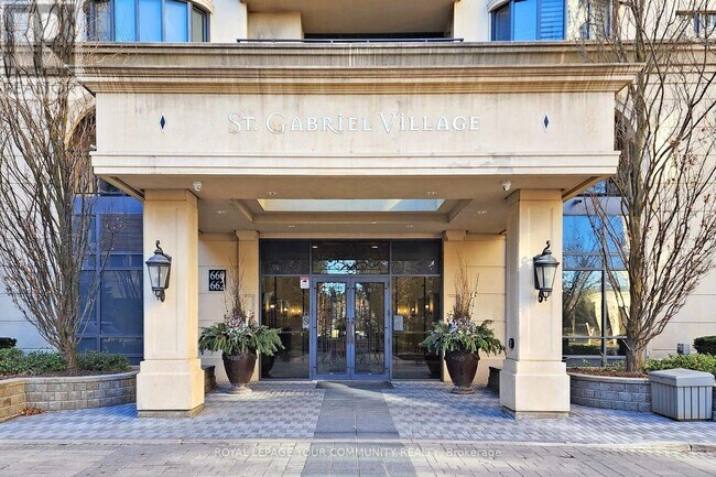 Photo du bâtiment - 662 Sheppard Ave E