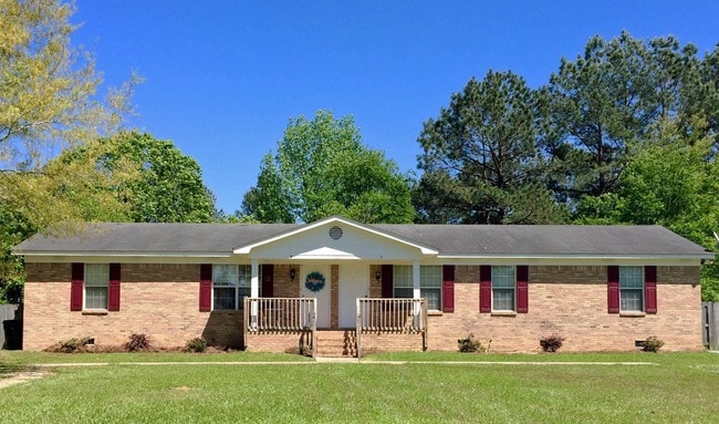 Building Photo - Gayfer Apartments