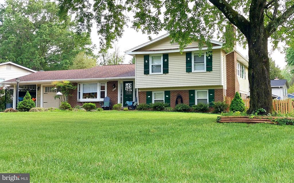 Primary Photo - 4814 King Richard Dr