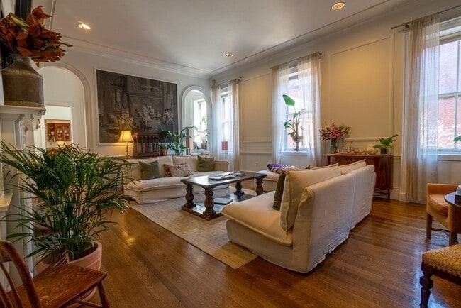 Foto del edificio - 87 Mount Vernon St