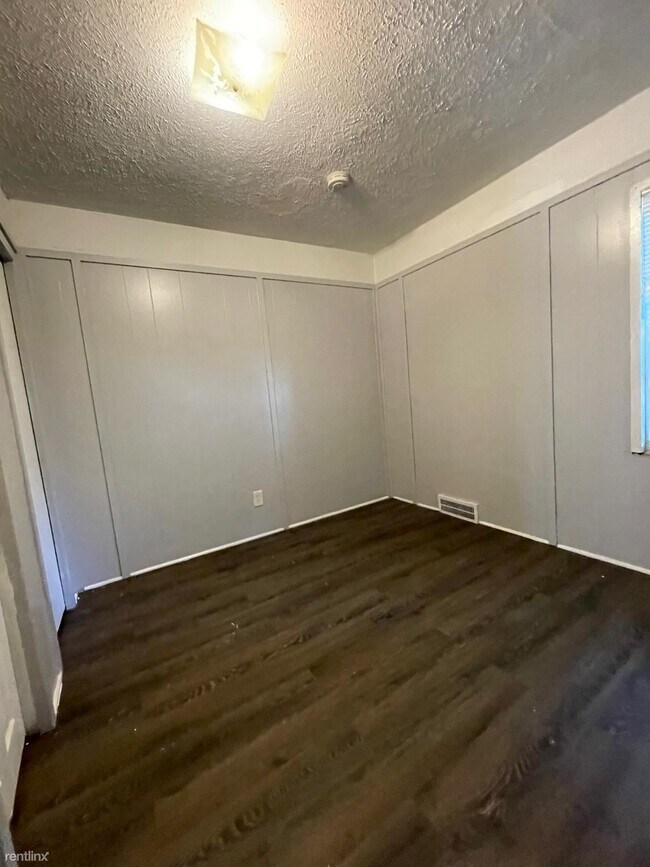 Building Photo - 2 br, 1 bath House - 18617 Five Points St ...