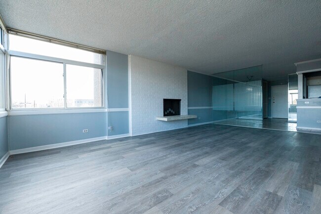 Foto del edificio - 1313 N Williams St