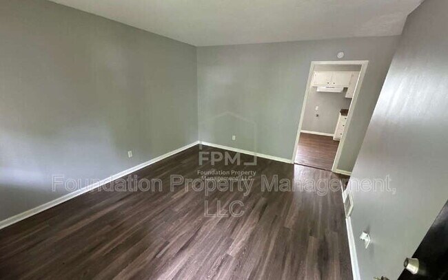 Building Photo - 3606 Pryor St