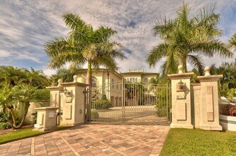 Building Photo - 220 Gulf Blvd