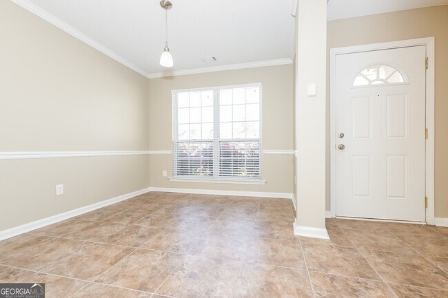 Building Photo - 1343 Wimbleton Cove