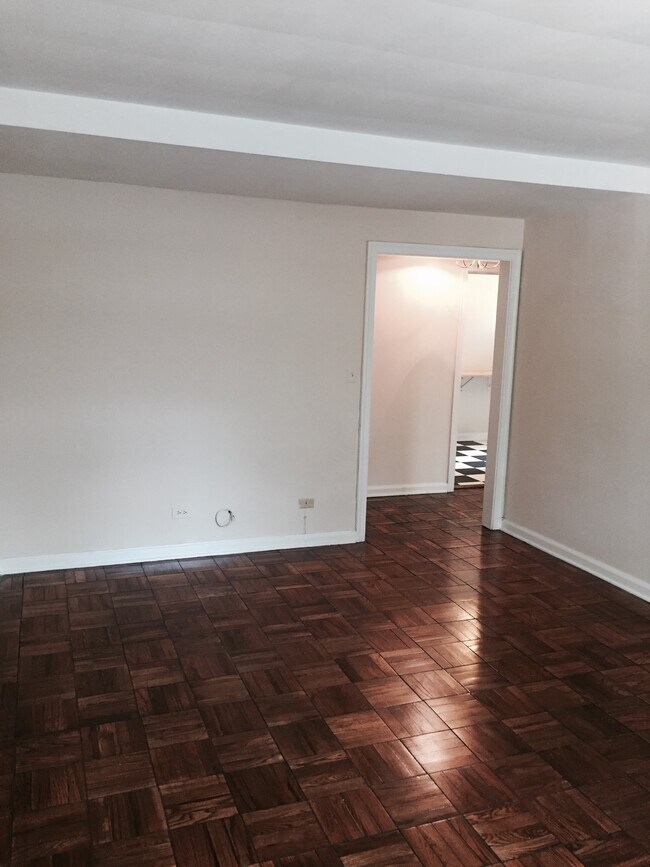 Foto del edificio - 2858 Thornhill Rd