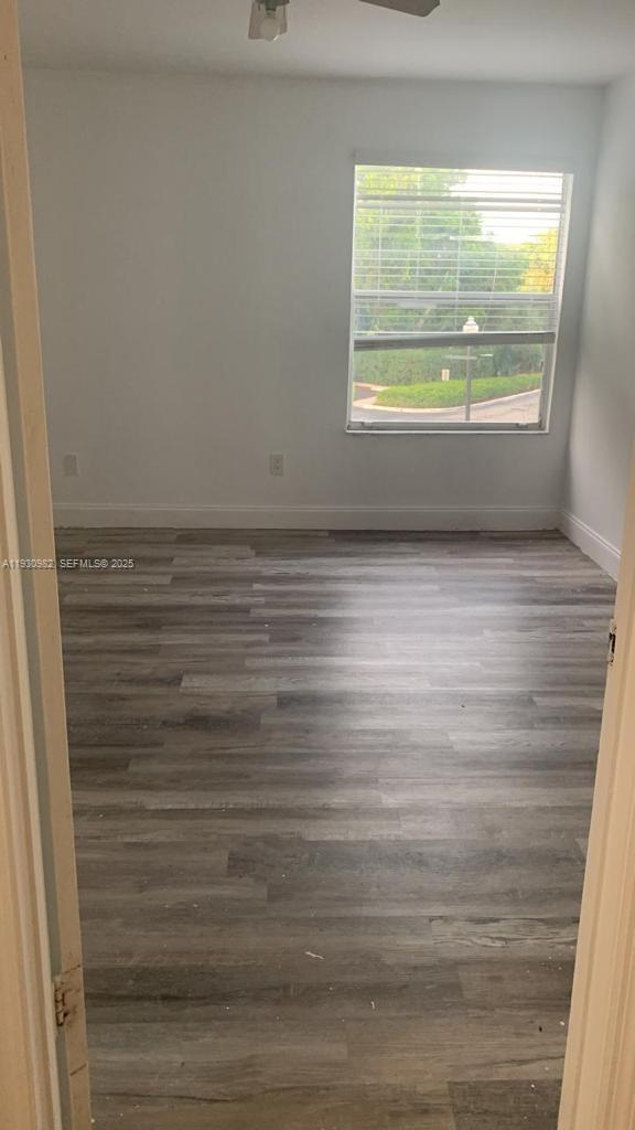 Foto del edificio - 1401 Village Blvd