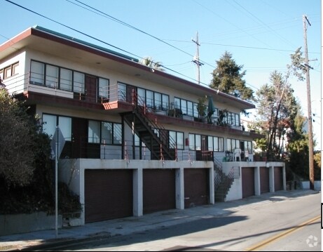 Building Photo - 221 Escobar St