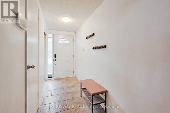 Building Photo - 1755-1755 Rathburn Rd E
