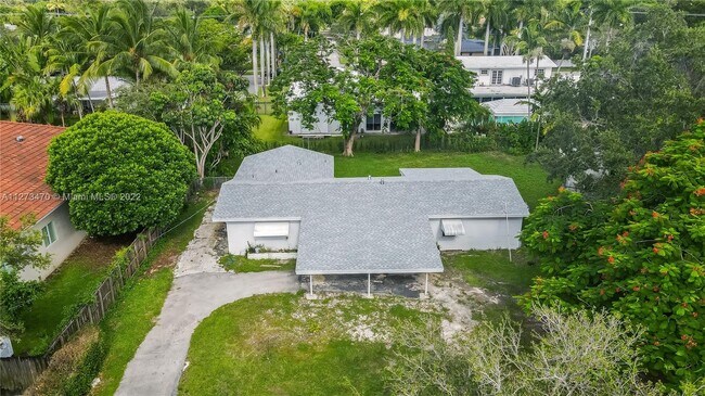 Foto del edificio - 14301 SW 82nd Ct  0 Palmetto Bay Fl 33158