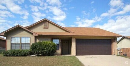 Building Photo - 3207 Westrim Dr