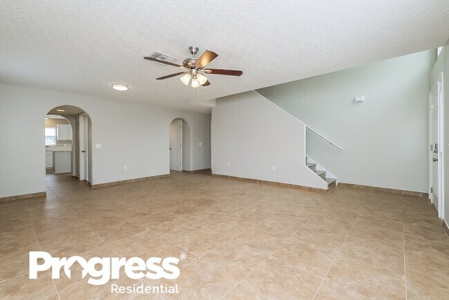 Building Photo - 12627 Lake Vista Dr