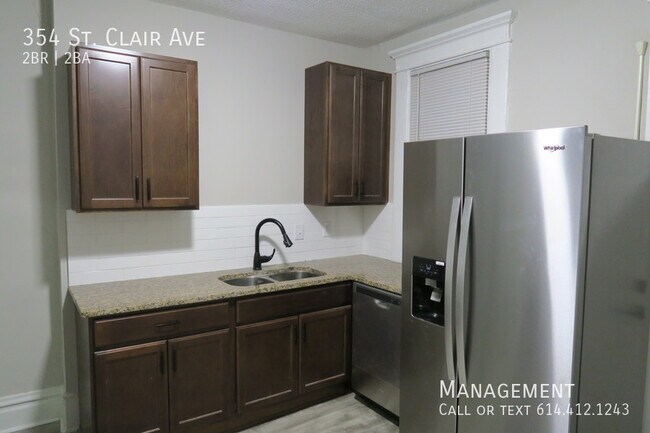 Building Photo - Newly renovated 2BR townhome on St. Clair ...