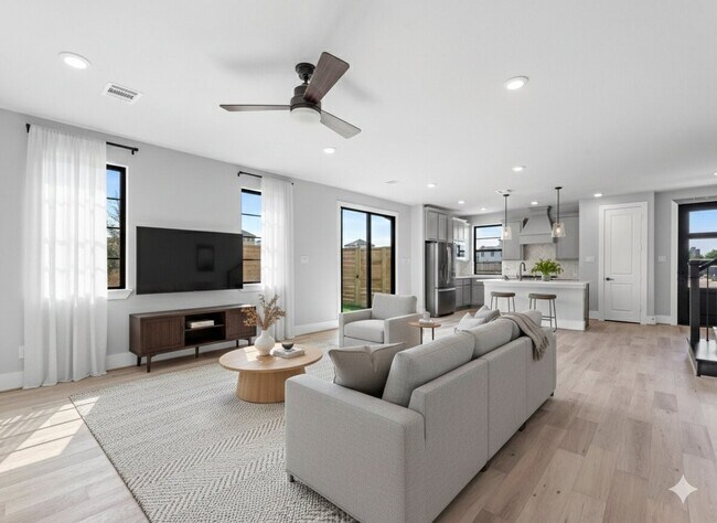 Foto del edificio - 12038 Royal Oaks Banner Wy