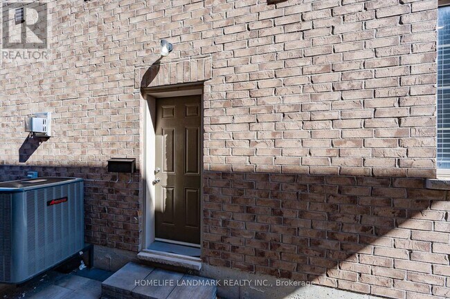 Building Photo - 3899 Arvona Pl