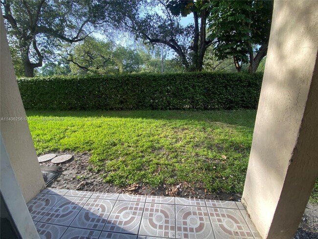 Foto del edificio - 2500 NW 28th St