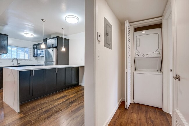 Interior Photo - Apartment Complex Near SoFi Stadium with Pool, BBQ Area, Gym and Parking.