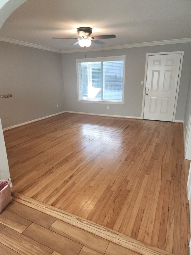 Foto del edificio - 1527 Rutland St