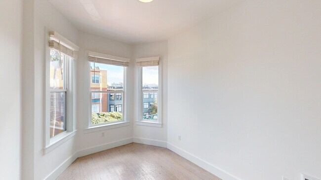 Foto del edificio - 1912 Mission St