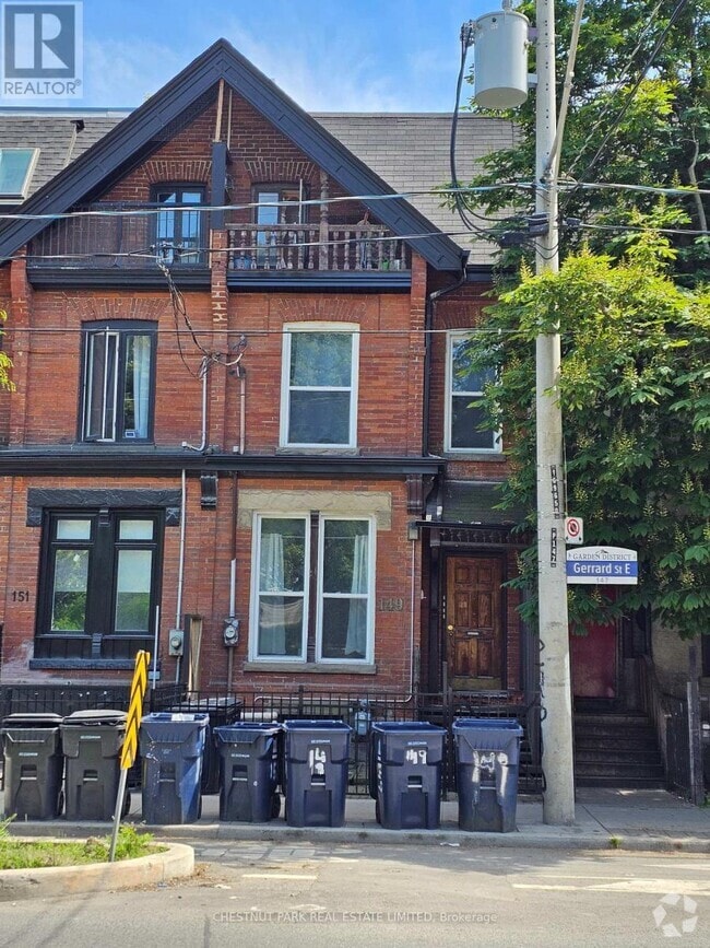 Building Photo - 149 Gerrard St E